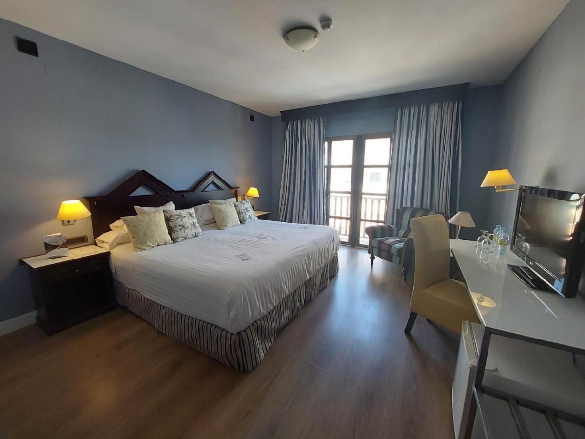 Rl Ciudad De Ubeda Hotel Ngoại thất bức ảnh